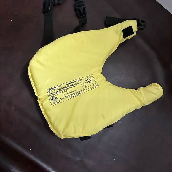 Stearns pet life vest - Picture 4 of 6